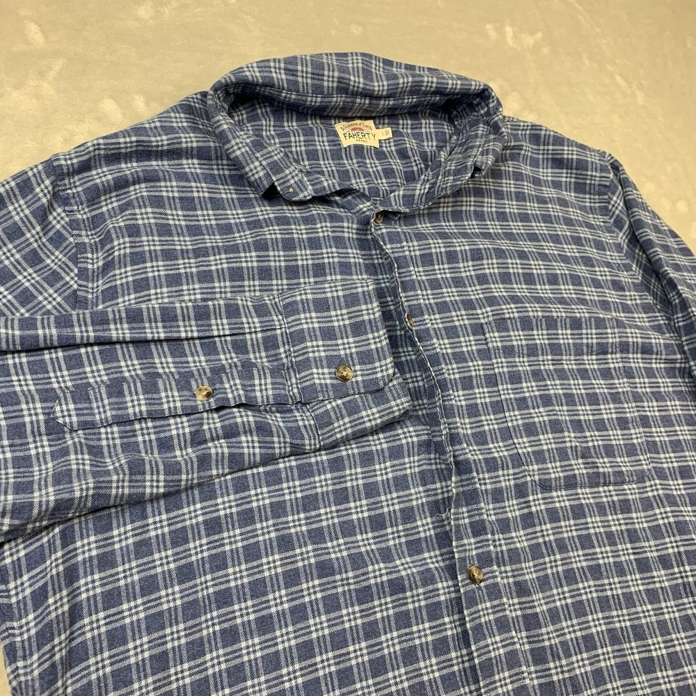 Faherty Brand Flannel Shirt Large Button Down Blue Plaid Soft Pocket Cotton